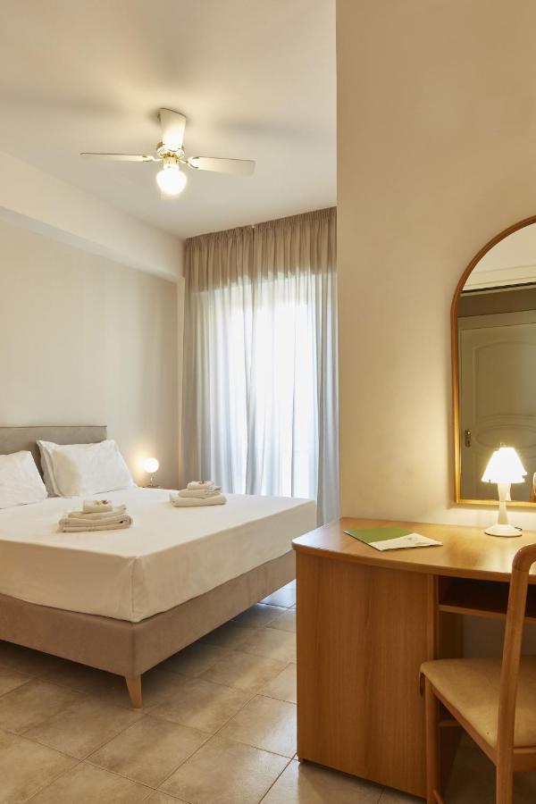 Hotel Tritone Senigallia Luaran gambar