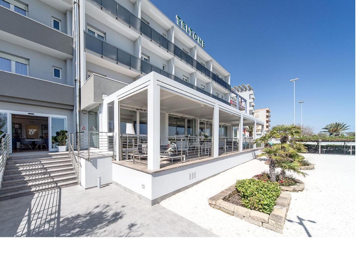 Hotel Tritone Senigallia Luaran gambar