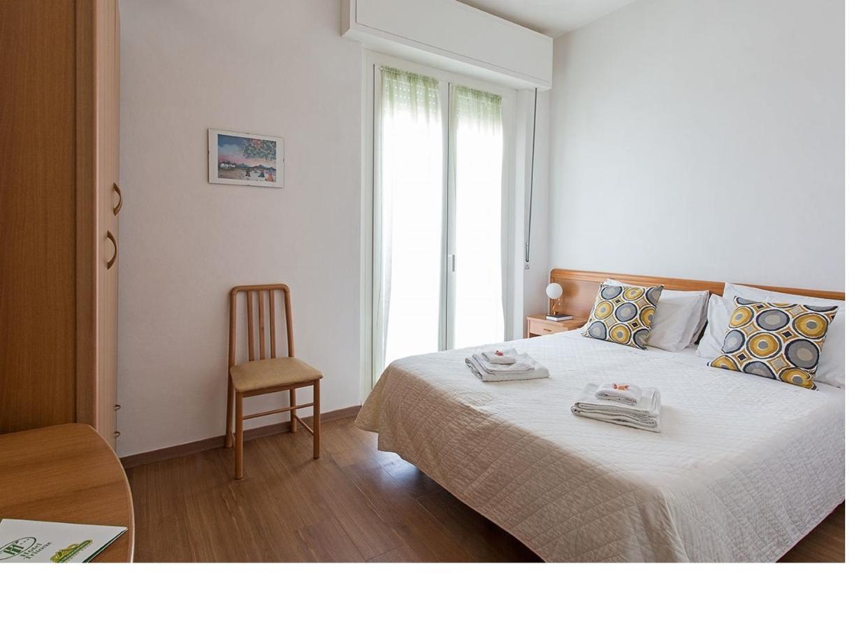 Hotel Tritone Senigallia Luaran gambar